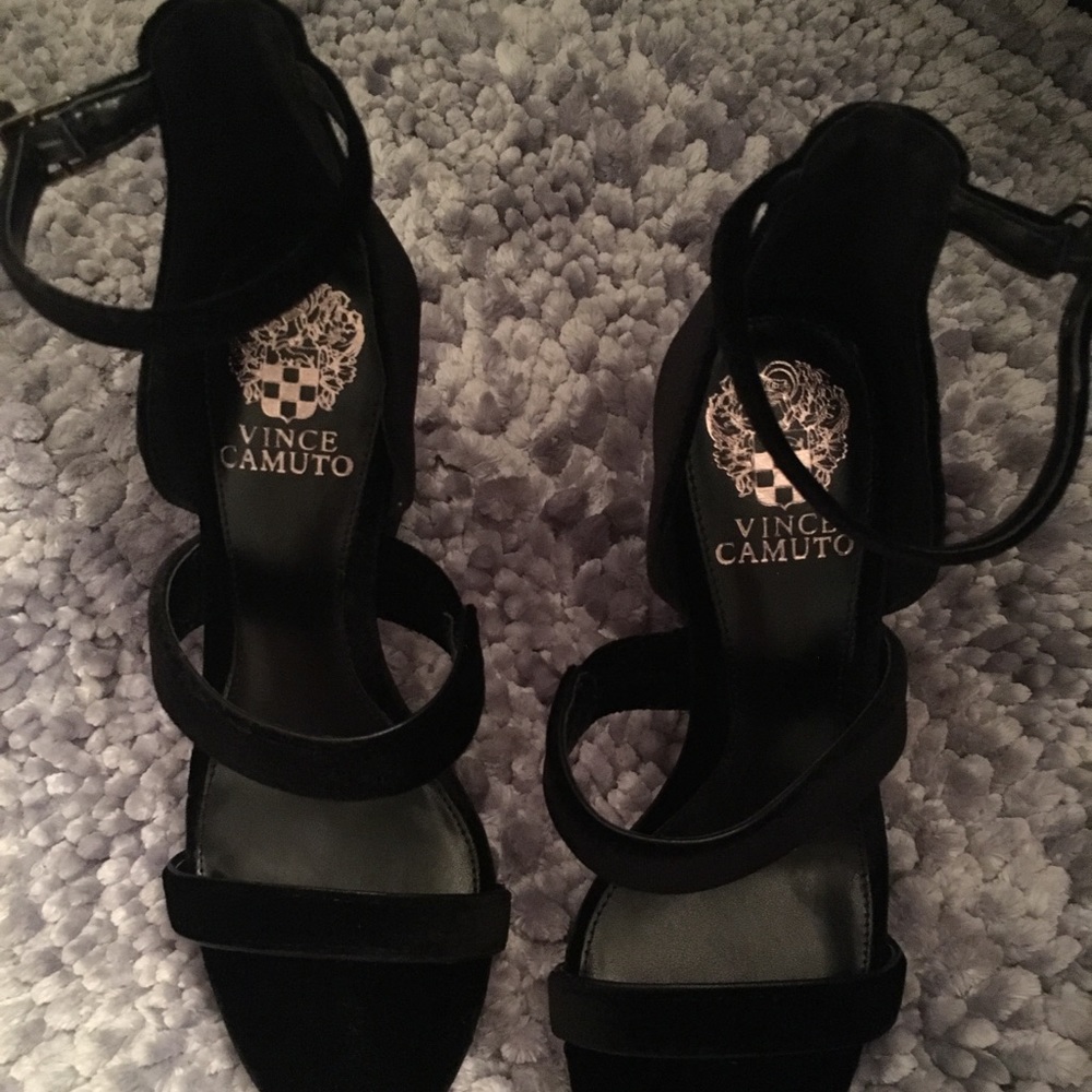 Vince Camino velvet heels